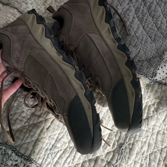 Columbia Valley Pointe  Hiking Shoes Men’s Size 12 - Picture 5 of 8